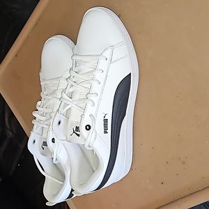 PUMA white sneakers with black strip, size 7.5